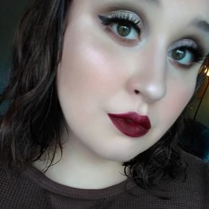 Meet your Posher, Caylee